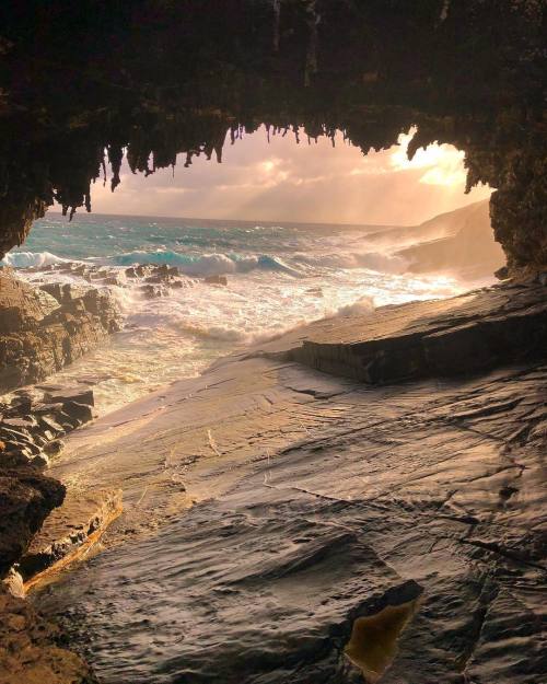 tkkatherineblog - Admirals Arch, Kangaroo Island Inst @ladyjoe_