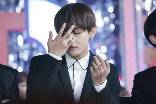 fy-taekook:  VECEMBER ✩ Do not edit.