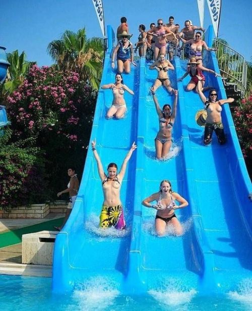 http://activegirls.tumblr.com/post/146228965023