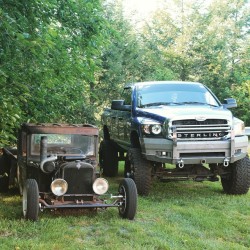 djrewsif:  @nineteen30_4bt_chevy custom ratrod.