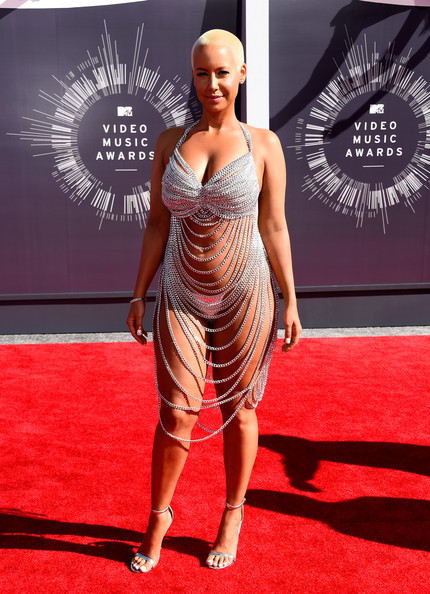 elizabethswardrobe:  Amber Rose at the MTV VMAs.