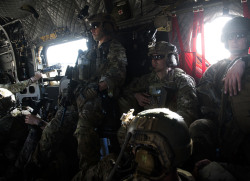 militaryarmament:  U.S. Army Soldiers from the 7th Special Forces Group during fast rope insertion and extraction training as part of Emerald Warrior at Hurlburt Field, Fla., April 22, 2015. 