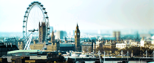 scruffyshezza:Sherlock Creative Challenge [x]↳ [7] Favourite Location: LondonI need to get to know L