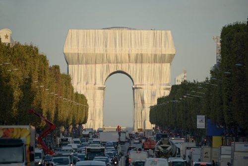 CHRISTO AND JEANNE-CLAUDE‘L’ARC DE TRIOMPHE, WRAPPEP’, 18/09/2021 - 03/10/2021Paris, FranceImages © 