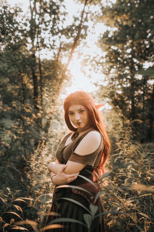 My favorite from my Bosmer photoshoot. Can I be an elf all the time, please?