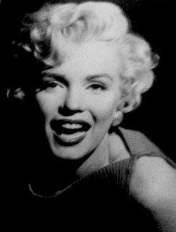 alwaysmarilynmonroe: Marilyn in April 1954. 
