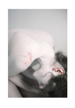 sittenlos:  unbenannt by SILVIA GRAV 