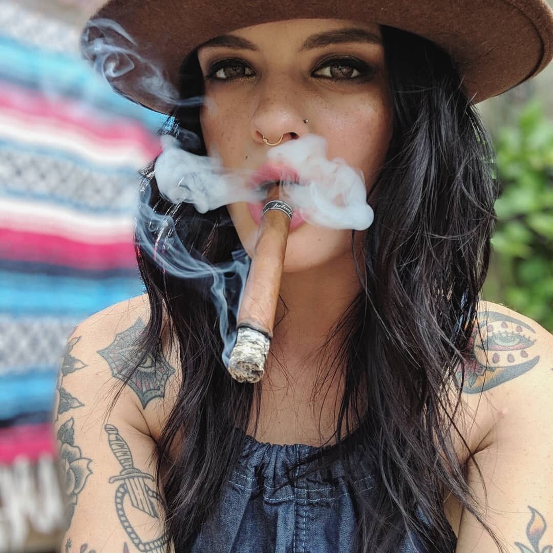Cigar Ladies