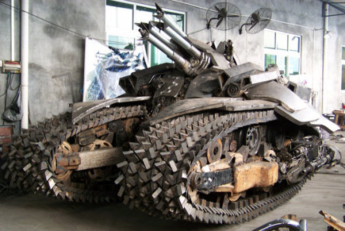 iamjustdone: goddessoftheblackcoast: Chinese man makes homeade tank Tank of Mordor.