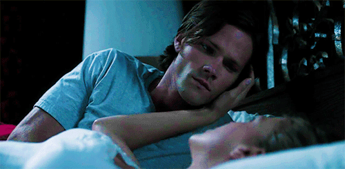 samwinchesterappreciation:sam leaning into lucifer!jess’ touch in 5.03