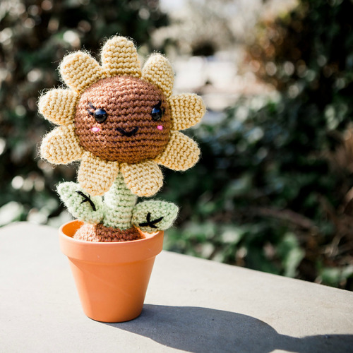 ericacrochets:April the Sunflower by Knot Bad via Furls CrochetFree Crochet Pattern Here