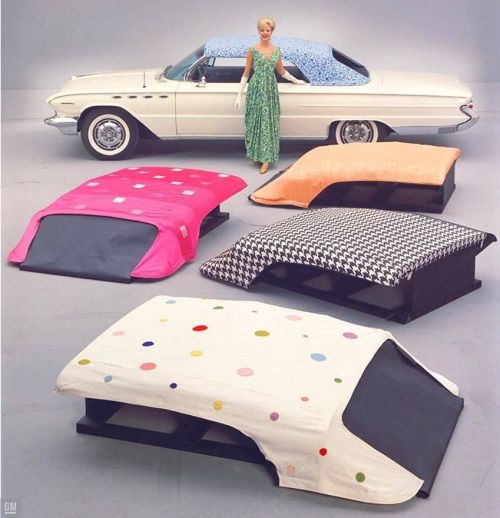 vintageeveryday:When Buick offered convertible tops in designer fabrics in 1961.