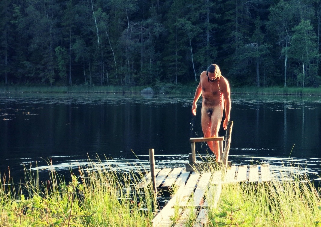 drooogne:  The Swedish summer is a wonderful time🙏 Peace and love to all!!😊