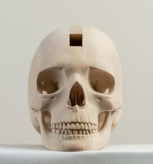 2headedsnake:  Paul Kaptein hand carved wooden sculptures 