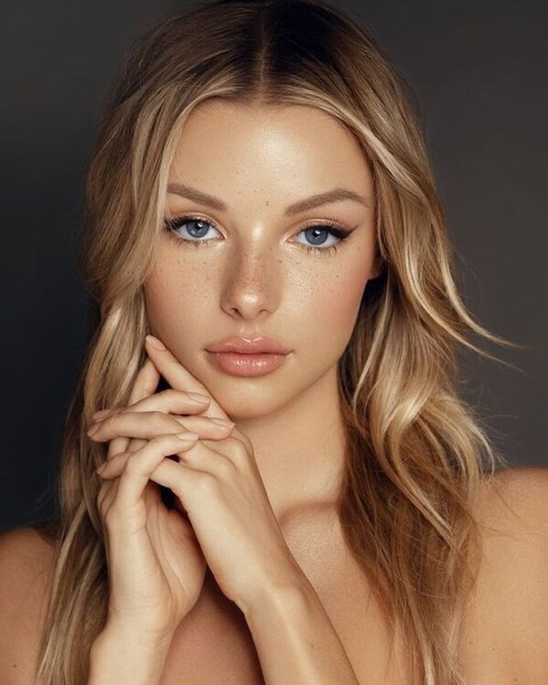 beautes-fatales:   Madi Teeuws   