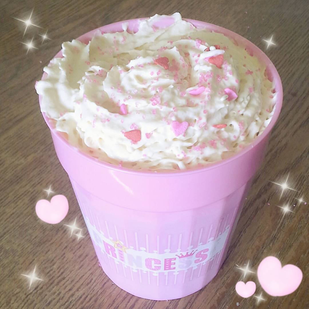 aishiteangel:  I made a Pumpkin Spice Latte today! But I cute-ified it hehe. 💕