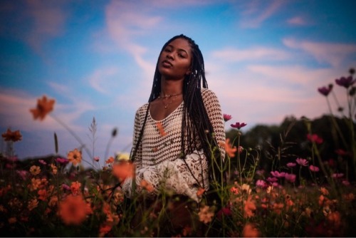 keyunah:this feeling, it’s unexplainable,its only meant to be felt.not for the faint-hearted,it can 