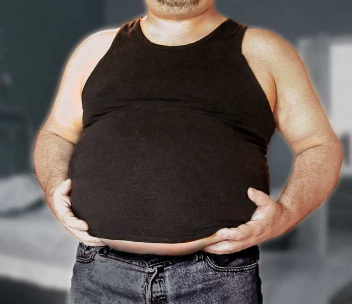 gutgrowingguy:  If you have a big ball belly like this I will fuck you on the spot.
