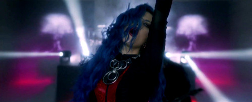  ALISSA WHITE-GLUZ IN “SUNSET OVER THE EMPIRE” 