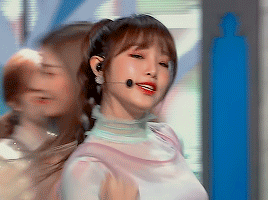 hiliqht:(190404-14) Yena // Violeta Stages