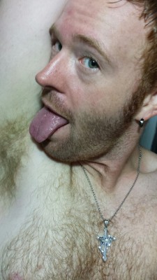 gingerobsession:  No need to lick your armpits,
