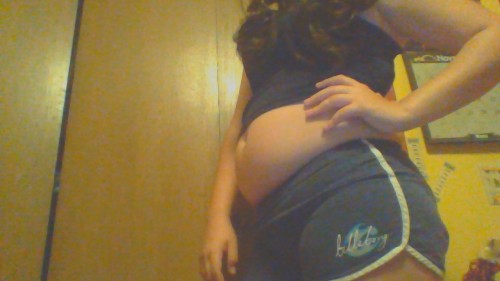 feedhaylei:  My weight gain!! The first pictureâ€™s adult photos