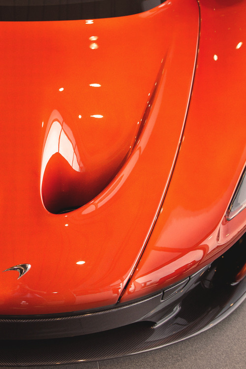 wormatronic:  McLaren P1 | More