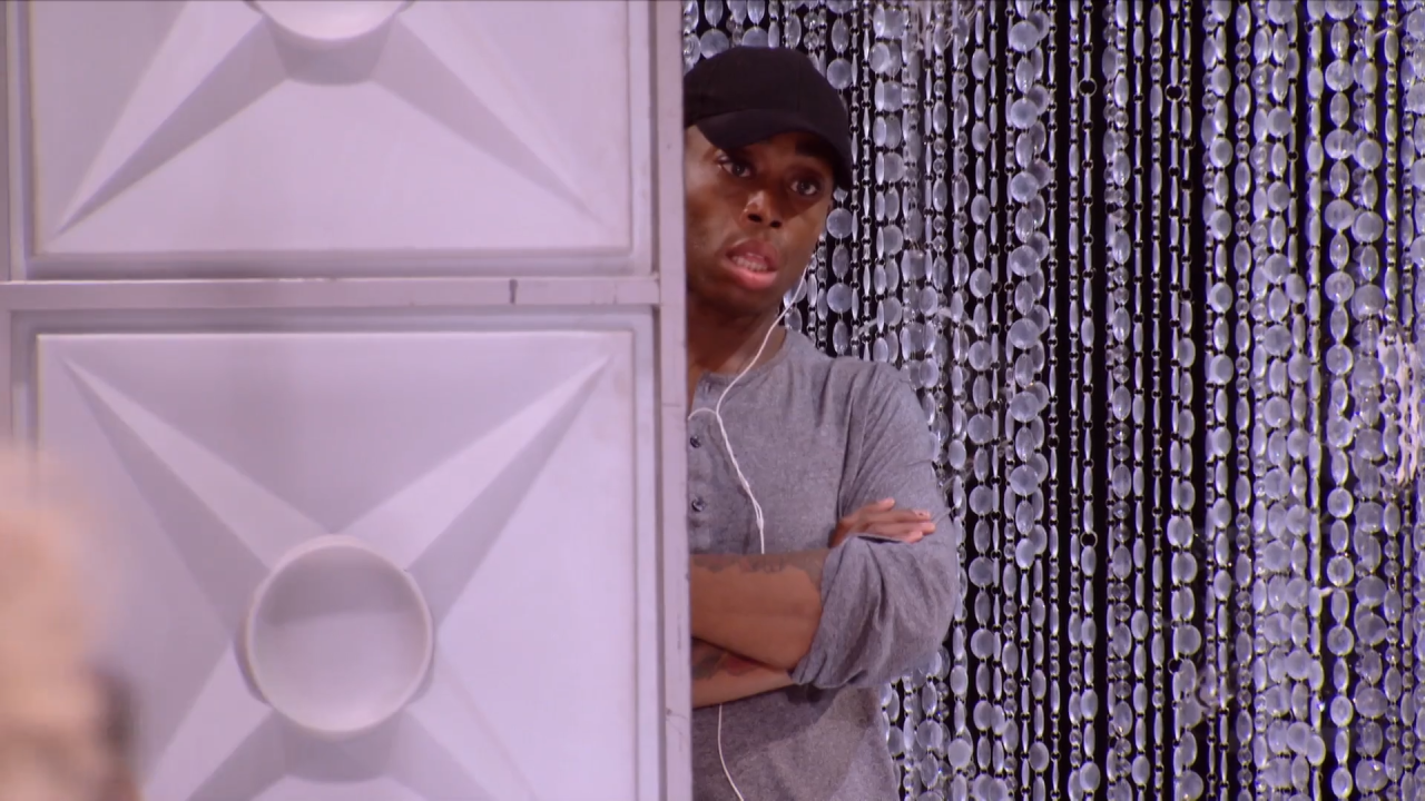 scandipunk:  my last braincell watching me ruin my life