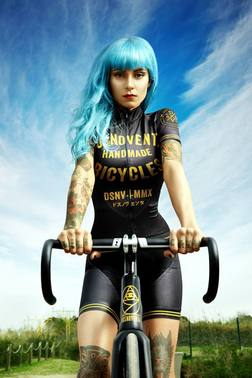 thecyclissimo: Dosnoventa just posted some photos on their Facebook of their new kit modeled by the 