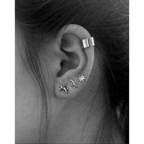 workoutlggings:  Fashion earring,only $1.99 shop at www.cost21.com SHOP LINK: http://cost21.com/fashion-cheap-earrings-c-50_51.html
