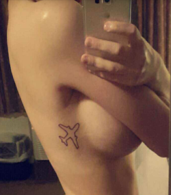 bustypetitelovers:I want to get a tramp stamp,