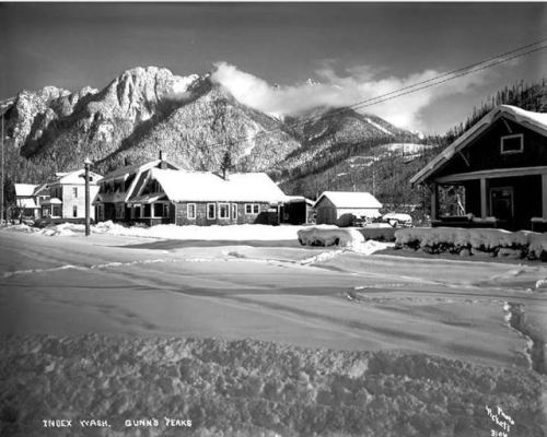 Index and Gunn’s Peak in winter, 1922