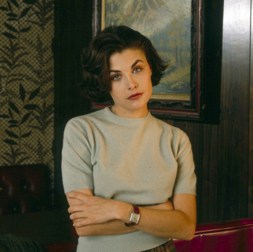 angelswouldnthelpyou:Audrey Horne