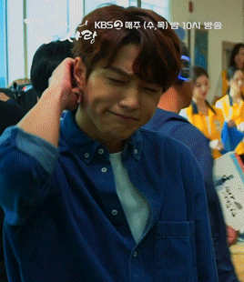 squishymyungsoo:  myungsoo; chu~（*＾3＾）/～♡
