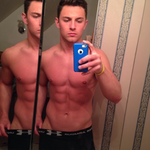 teensbodybuilding:  My friend Kyle is trying to get into fitness modeling and wanted me to send out some of his photos!