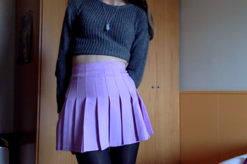 nitrons:i cant wear this skirt bc its too short :(