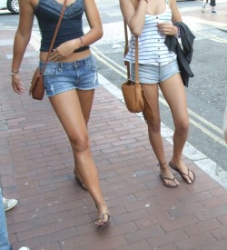 Echopeeps:  Http://Peepforum.com/Threads/Two-Cute-Skinny-Friends-In-Shorts-Showing-Perfect-Legs.38/Sign