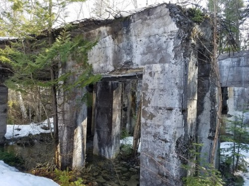 abandonedandurbex: The remains of the Mohawk Stamp Mill, Gay, Michigan [1142 x 856] Source: 