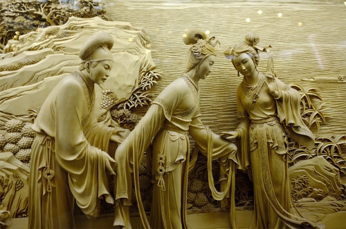 archiemcphee: Behold the awesomeness of the ancient Chinese art of Dongyang Woodcarving. Dating all 