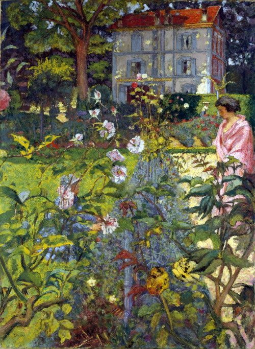 Édouard Vuillard - Garden at Vaucresson (1920, reworked 1926, 1935, 1936)