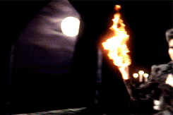 evilqueened:  Regina Mills + fireballs 