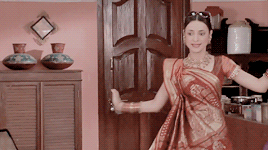 azurelakes: IPKKND: Best of Khushi (Part 2/?) Yes, someone did say something scathing. But I’ve deci