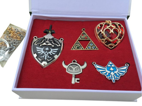 retrogamingblog:  Legend of Zelda Pendant Collection