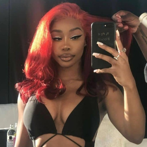 Sza Mirror Pictures ( 📷 )