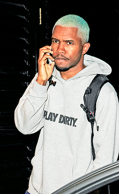 Porn delevingned-deactivated20151023:  Frank Ocean photos