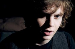 letskilltonighttogether:  Evan Peters photographed