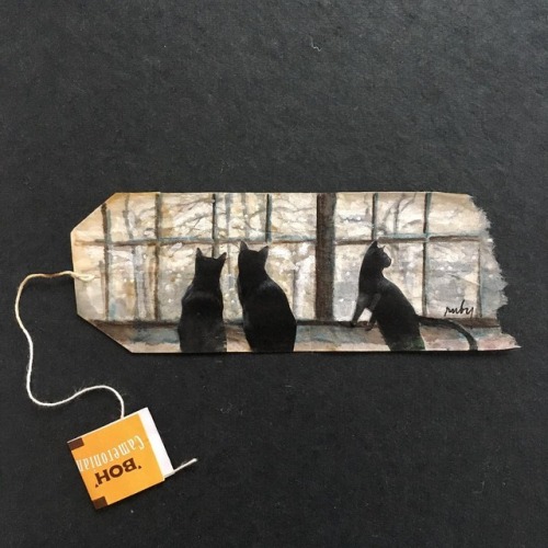 conflictingheart - Miniature Paintings on Tea Bags by Ruby...