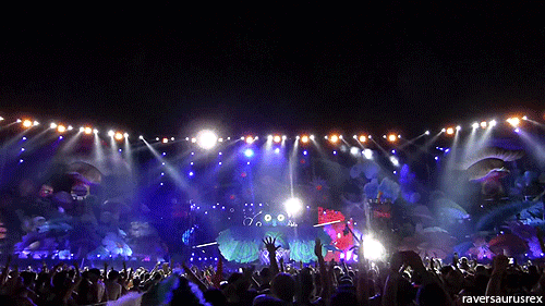 phar-tribe-clan:  dannyhiga:  raversaurusrex:  Electric Daisy Carnival Las Vegas 2013   Edc was bomb as fuck  It needs to come back here already. Living the nocturnal life in vegas isn’t the same