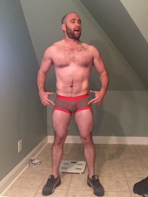 kinkycaleb7:It’s sneakers Saturday…er, Sunday:-p This week it’s an old pair of pumas, with an old pair of 2xist trunks I forgot I had. Figured I should break them in again. HOLY SHIT!!! YOu are the hottest!! WOW!