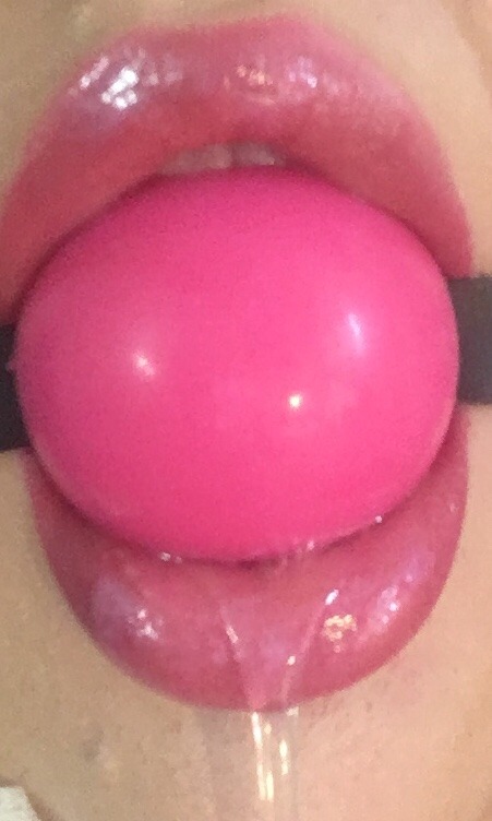 pink-doll-lips:  